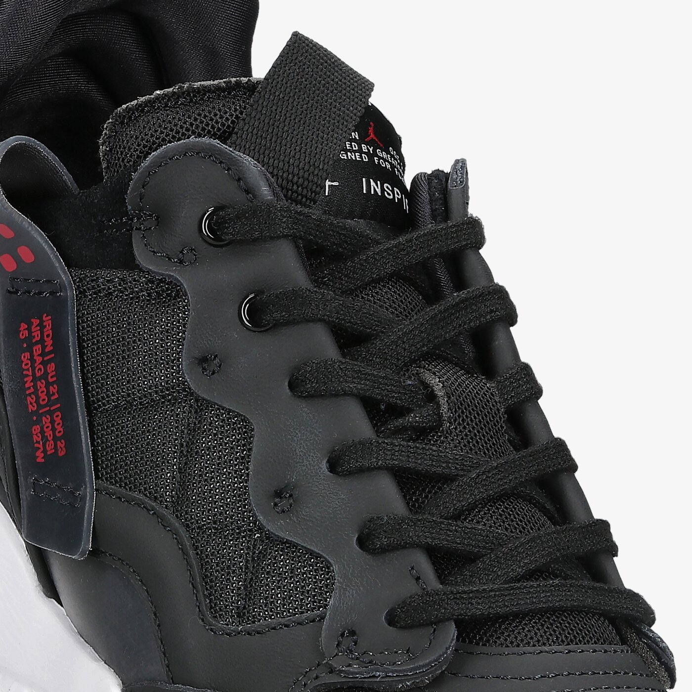 Мъжки маратонки JORDAN MA2 cv8122-006 цвят черен