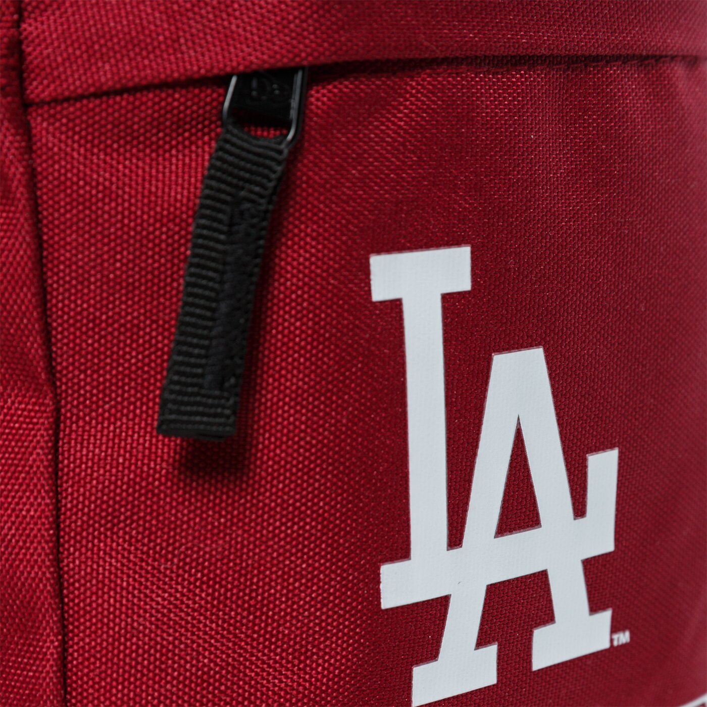 Дамски сак NEW ERA ЧАНТА MLB SIDE BAG LOS ANGELES DODGERS LOS ANGELES D 12381002 цвят бордо
