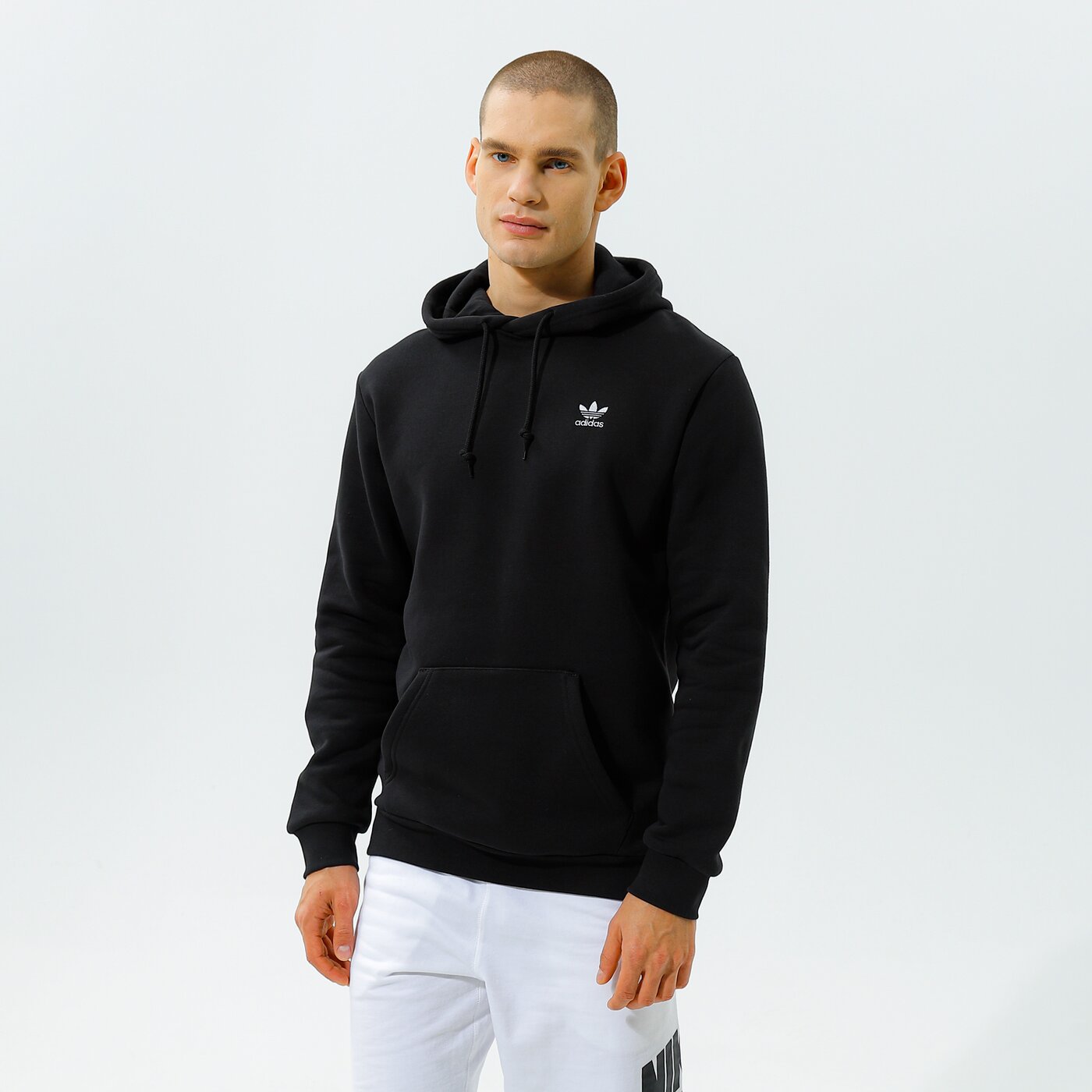 Мъжки суичър ADIDAS СУИТЧЪР С КАЧУЛКА TREFOIL ESSENTIAL HOODIE h34652 цвят черен