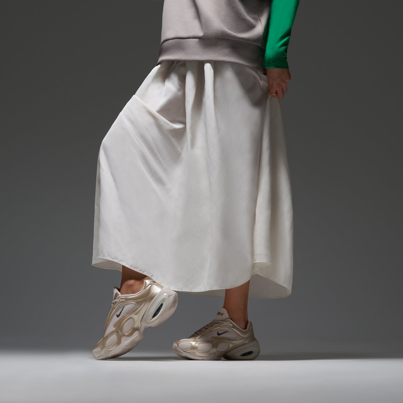 Дамски маратонки NIKE WMNS AIR MAX MUSE fv1920-005 цвят бежов