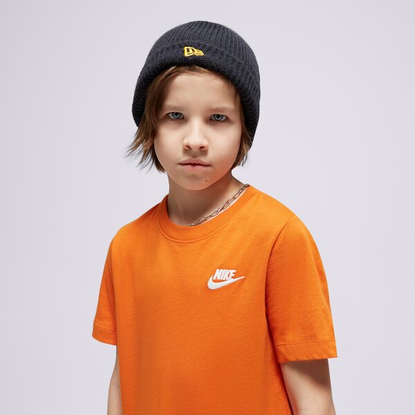 Детска тениска NIKE ТЕНИСКА NIKE SPORTSWEAR BOY ar5254-893 цвят оранжев