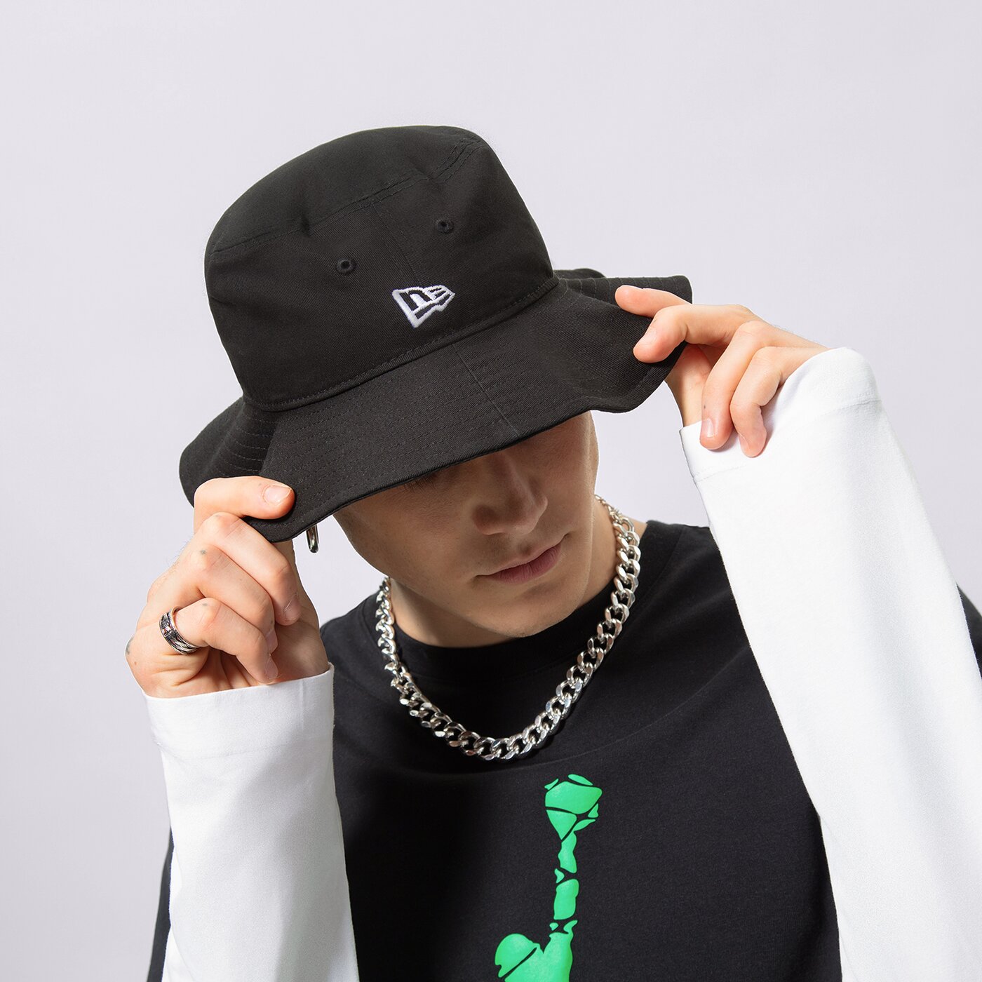  NEW ERA ИДИОТКА WMNS NE ADVENTURE NONE 60298858 цвят черен