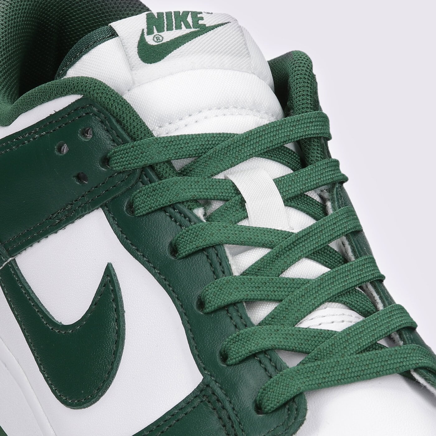 Мъжки маратонки NIKE DUNK LOW RETRO dd1391-101 цвят бял