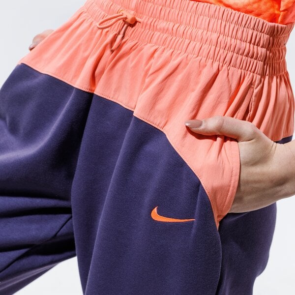 Дамски панталони NIKE ПАНТАЛОНИ SPORTSWEAR ICON CLASH cz8172-573 цвят виолетов