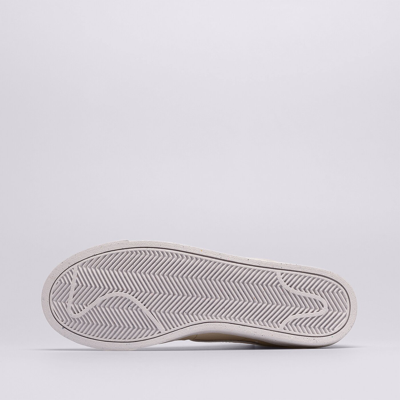 Дамски маратонки NIKE W BLAZER MID '77 NEXT NATURE fb0780-100 цвят бежов