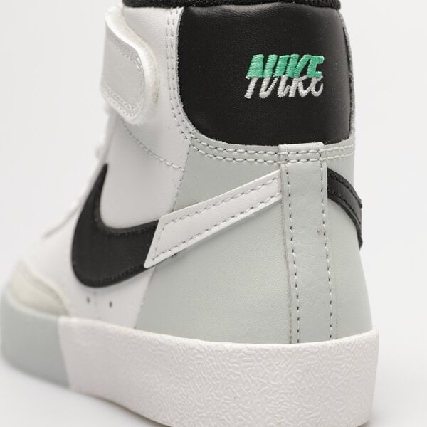 Детски маратонки NIKE BLAZER MID '77 SE (PS) fn6938-100 цвят бял