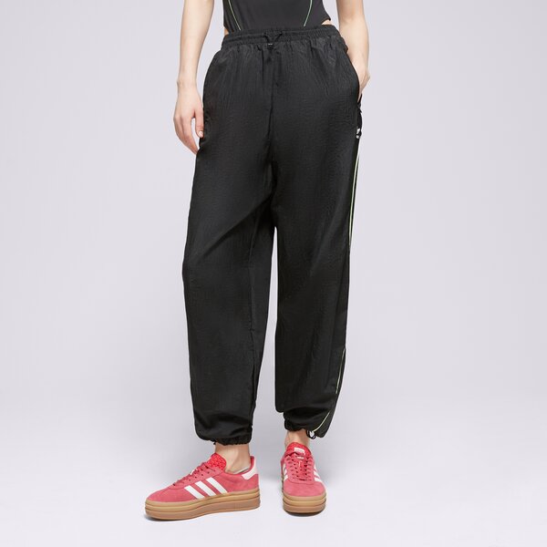 Дамски панталони ADIDAS ПАНТАЛОНИ FR PARACHT PANT it9698 цвят черен