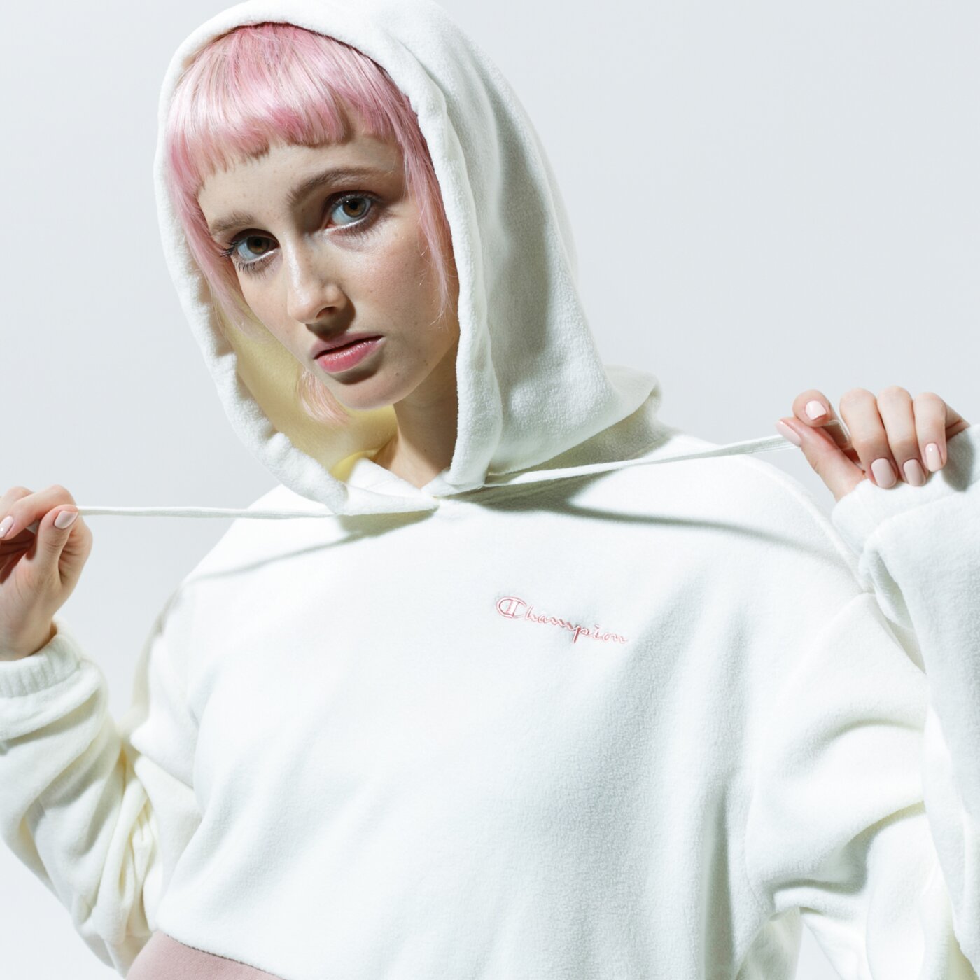 Дамски суичър CHAMPION СУИТЧЪР С КАЧУЛКА HOODED SWEATSHIRT 113231ww005 цвят бежов