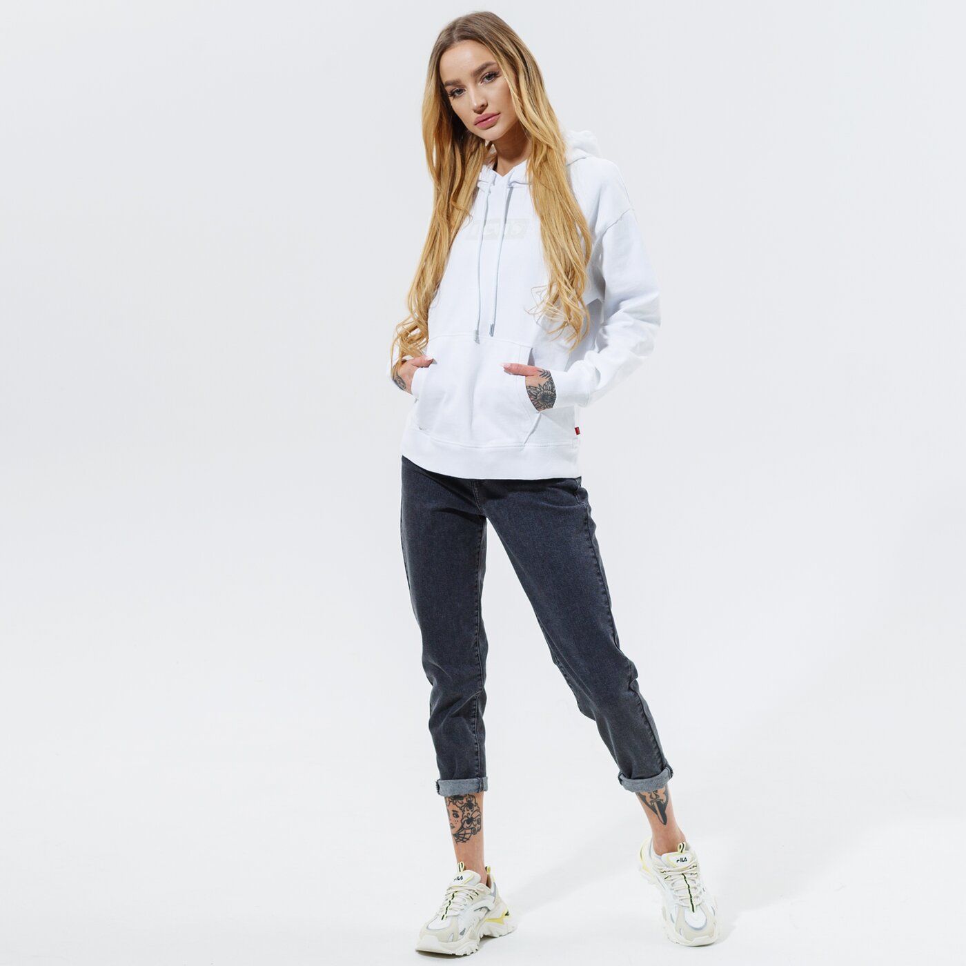 Дамски суичър LEVI'S СУИТЧЪР С КАЧУЛКА AMA GRAPHIC STNDRD HOOD 87479-0000 цвят бял