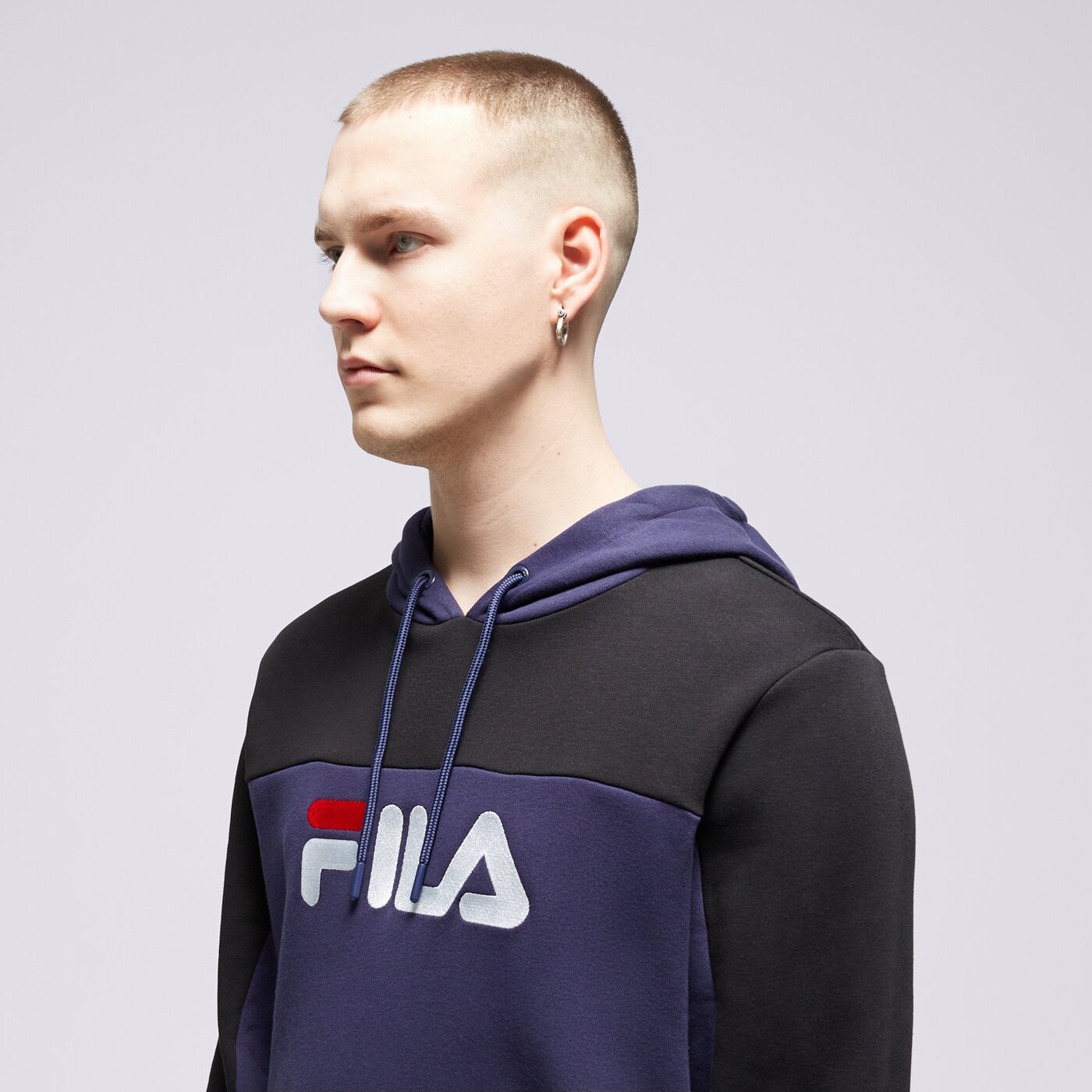 Мъжки суичър FILA СУИТЧЪР С КАЧУЛКА fw22jdm021 цвят тъмносин