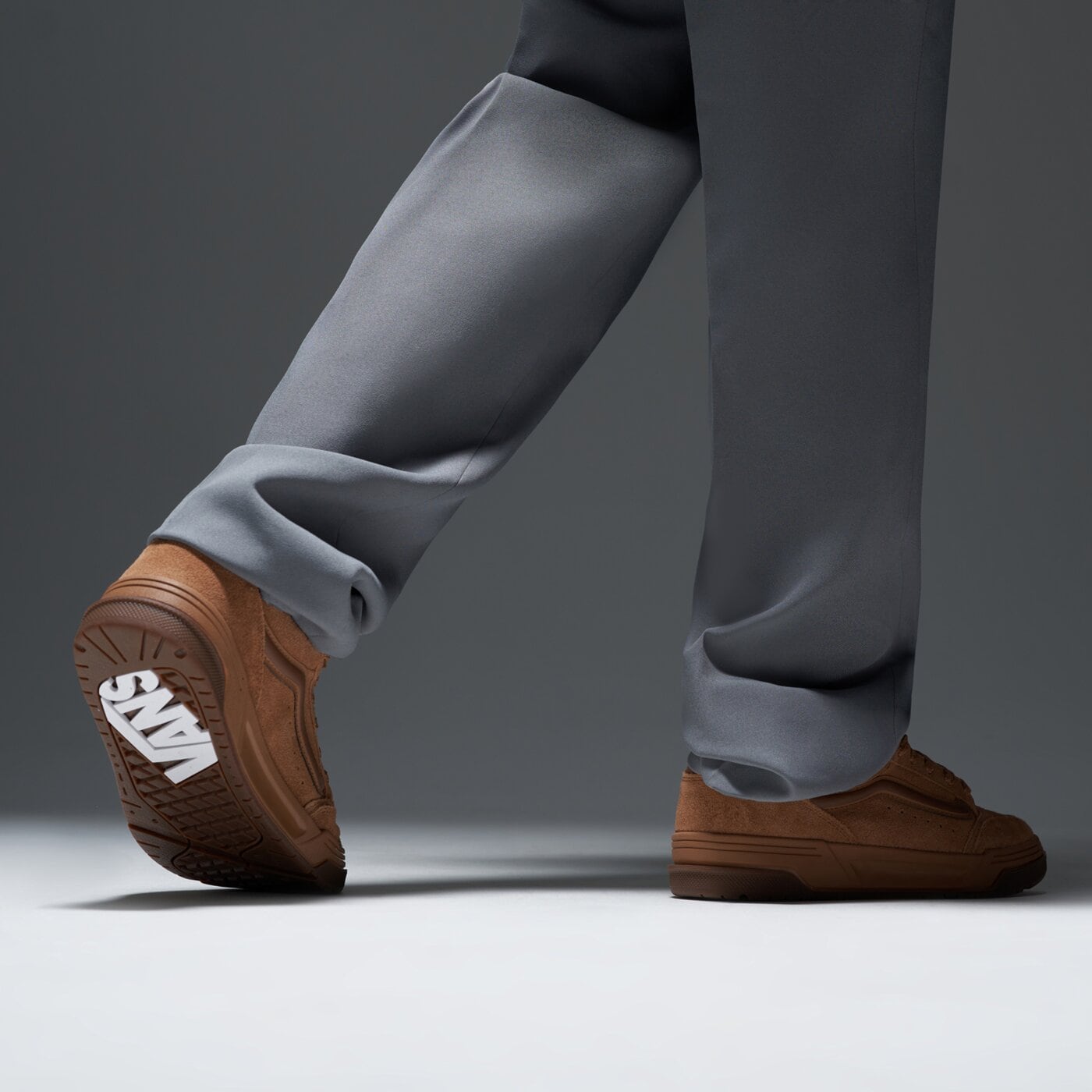 Мъжки маратонки VANS HYLANE vn000d26gwt1 цвят кафяв