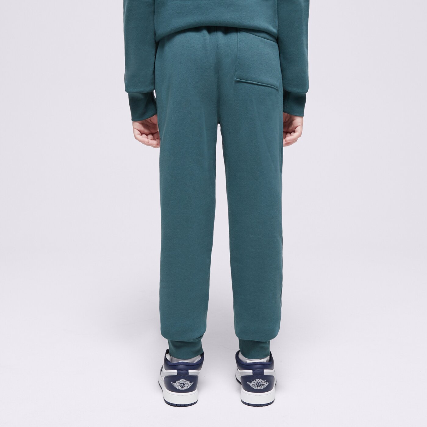 Детски панталони JORDAN ПАНТАЛОНИ JDB MJ BROOKLYN FLC ESS PANT BOY 95d234-ei8 цвят зелен