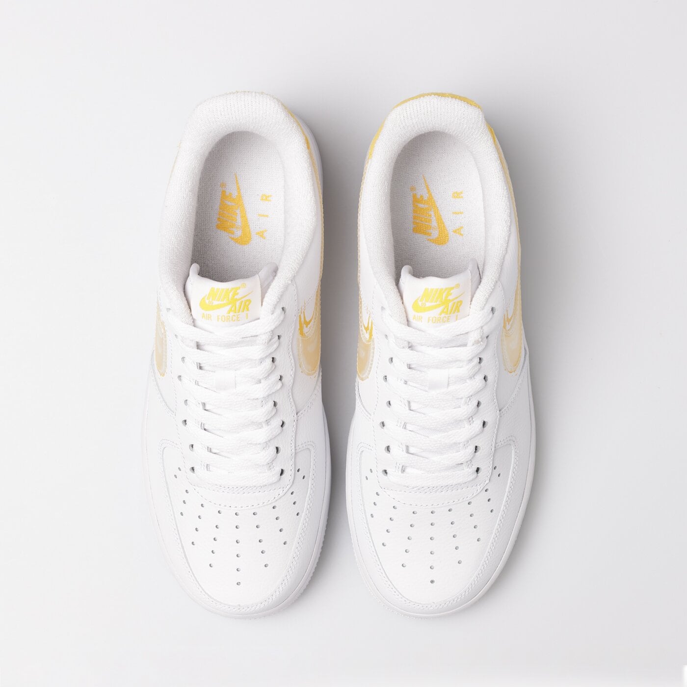 Мъжки маратонки NIKE AIR FORCE 1 '07 dx2646-100 цвят бял