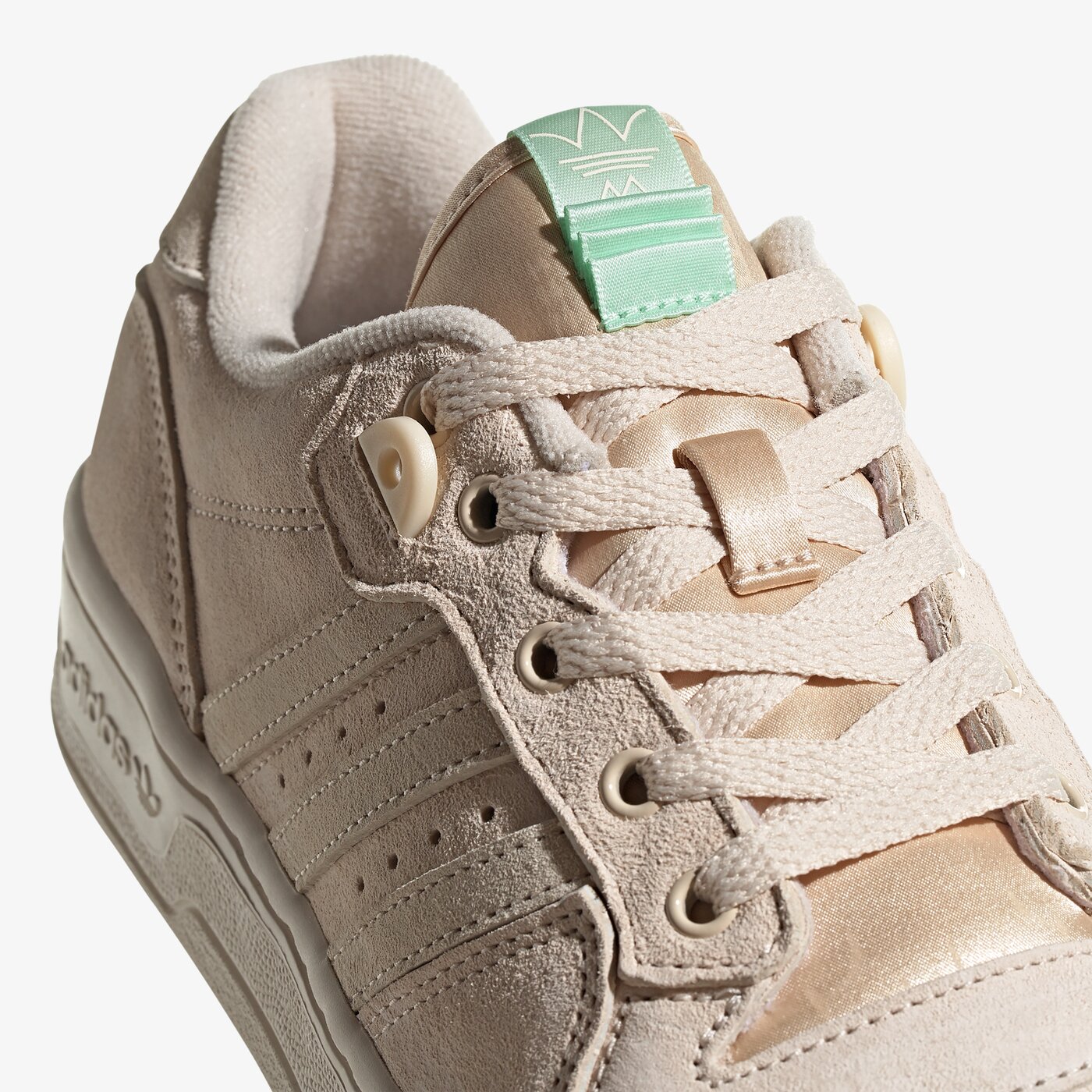 Дамски маратонки ADIDAS RIVALRY LOW W gw0168 цвят многоцветен