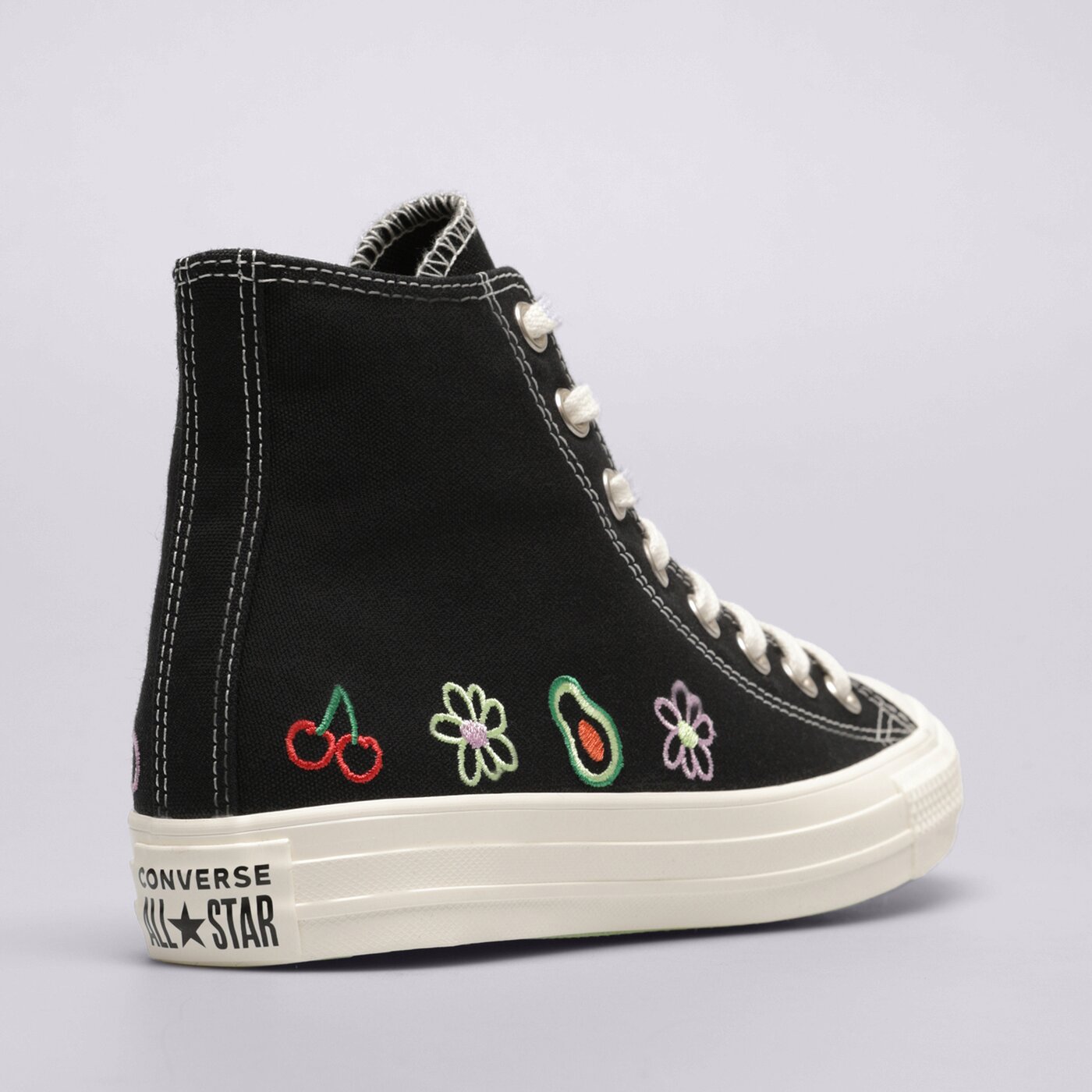 Дамски маратонки CONVERSE CHUCK TAYLOR ALL STAR  a06065c цвят черен