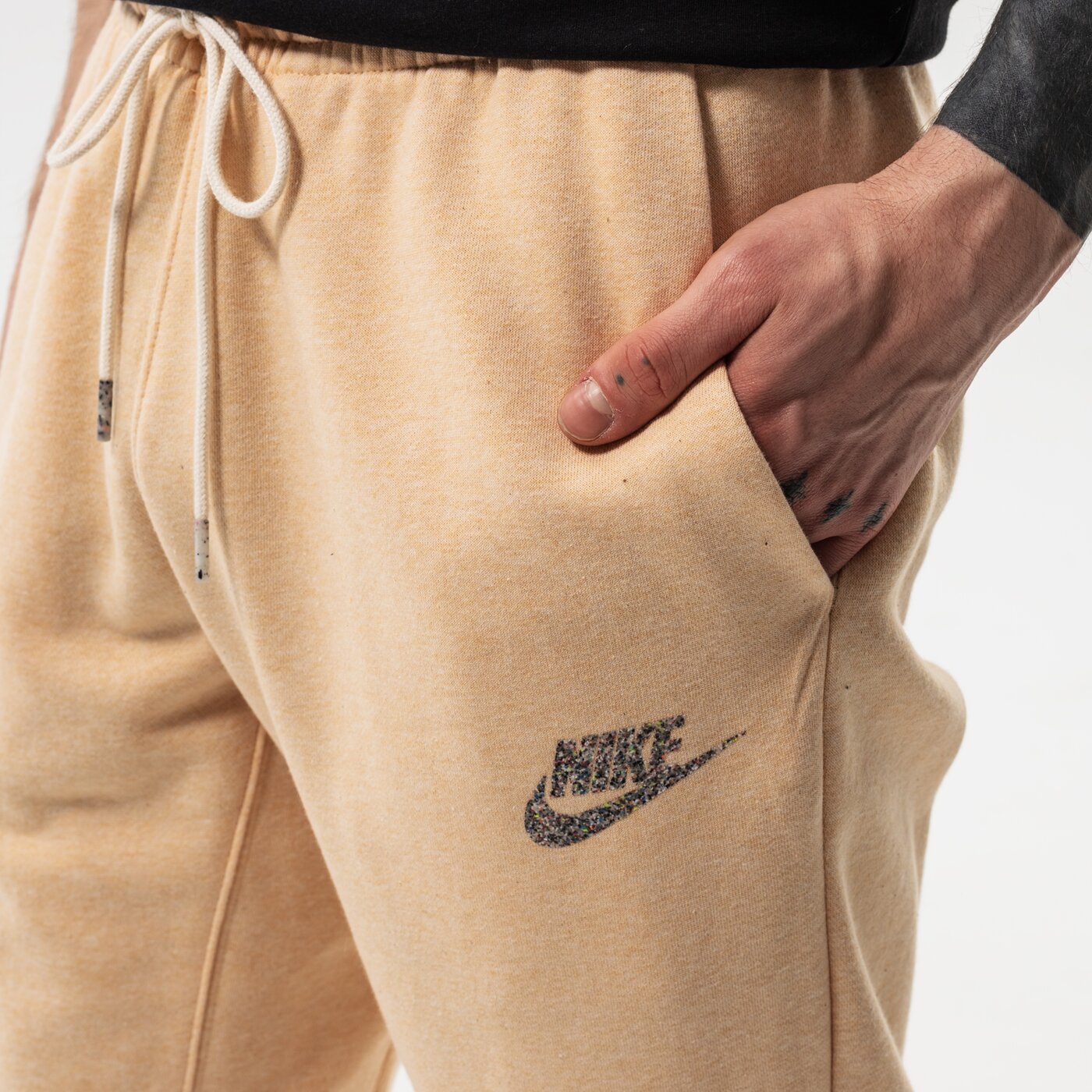 Мъжки панталони NIKE ПАНТАЛОНИ M NSW REVIVAL FLC JGGR C dm5626-268 цвят бежов