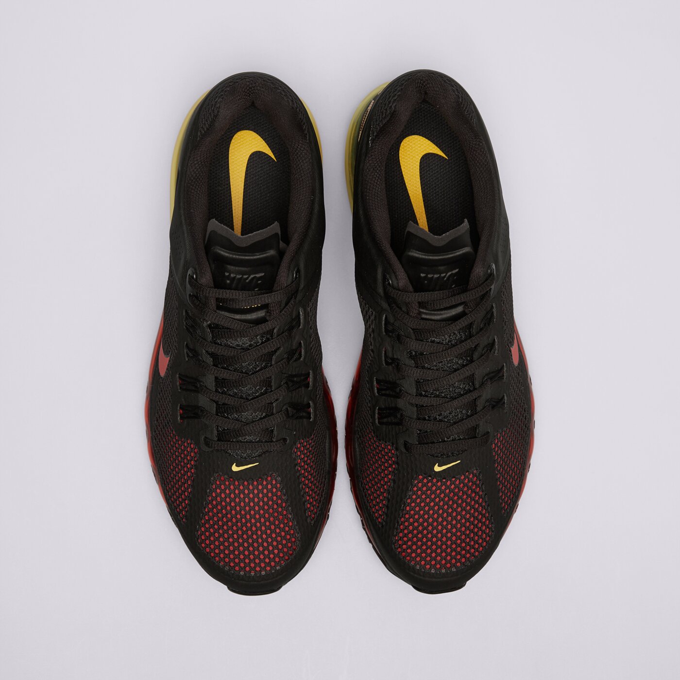 Мъжки маратонки NIKE AIR MAX 2013 hf3660-002 цвят черен