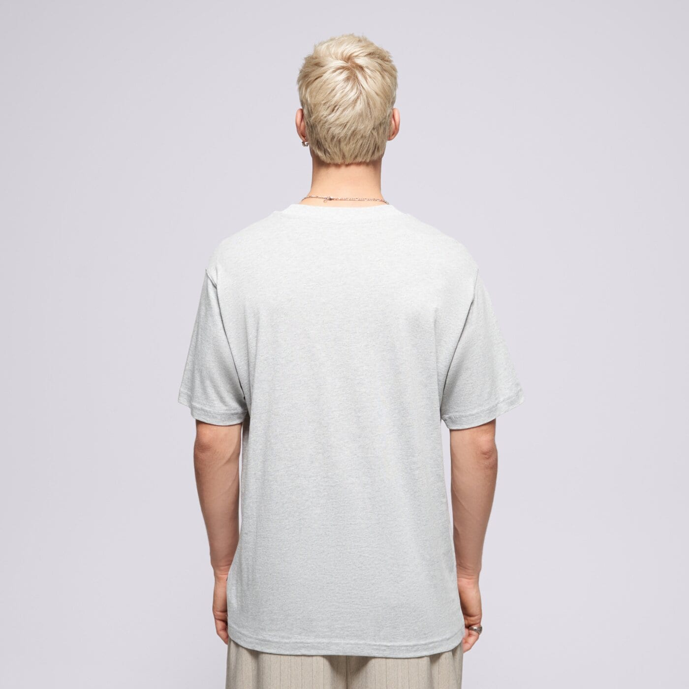 Мъжка тениска NEW BALANCE ТЕНИСКА BEARDED RUNNER ТЕНИСКА mt53941ag цвят сив