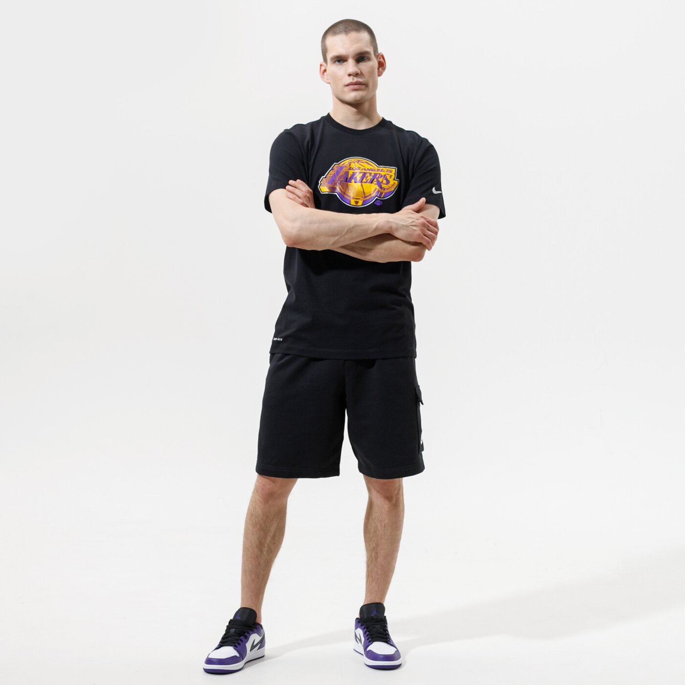 Мъжка тениска NIKE ТЕНИСКА LOS ANGELES LAKERS TEE EARNED EDITION NBA cz7273-010 цвят черен