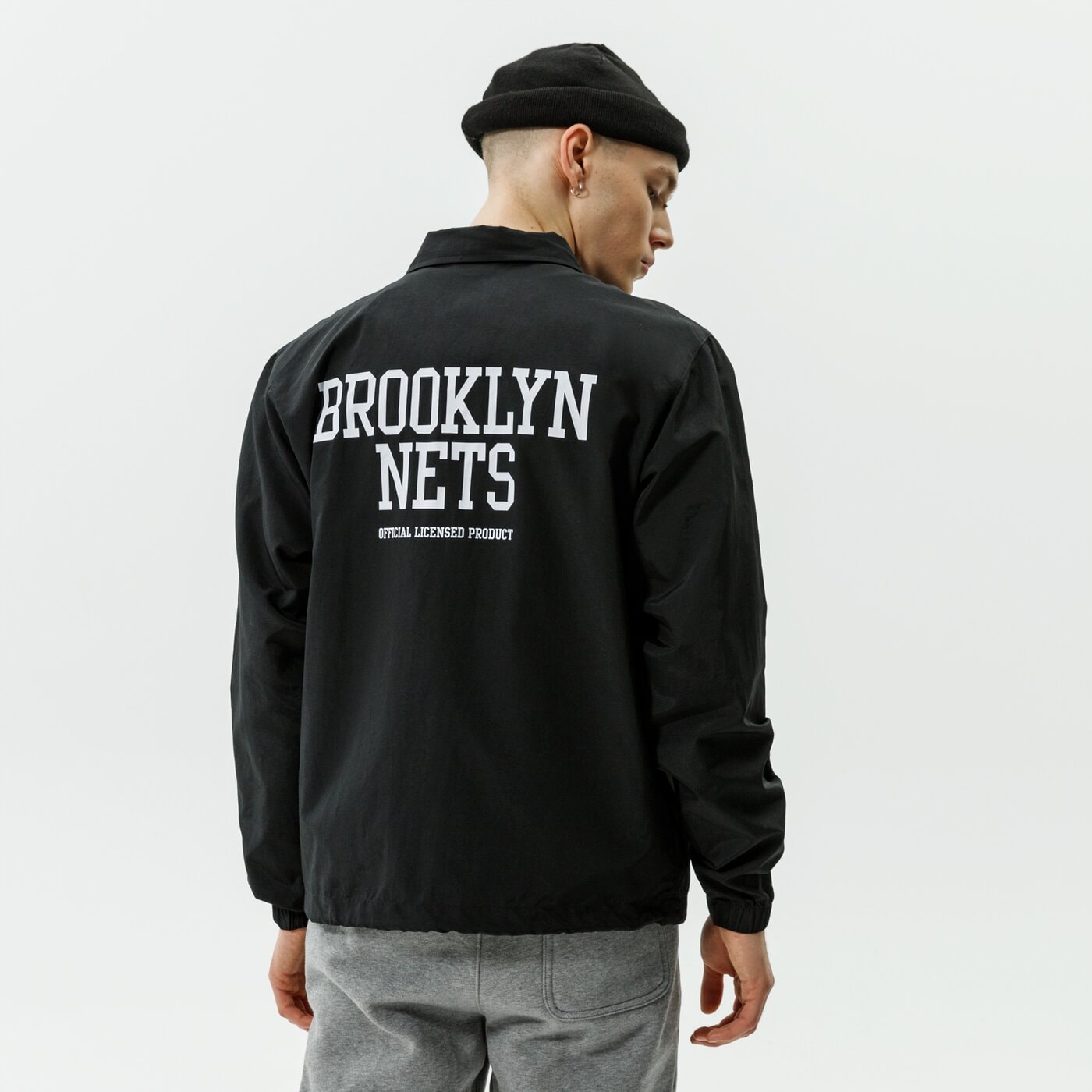 Мъжко преходно яке NIKE ЯКЕ BKN M NK JKT COACHES CTS 75 NBA db1429-010 цвят черен