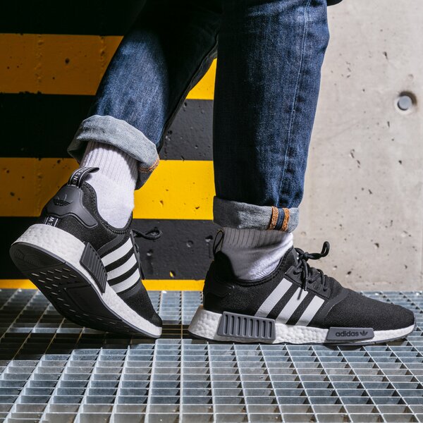 Мъжки маратонки ADIDAS NMD_R1 PRIMEBLUE gz9258 цвят черен
