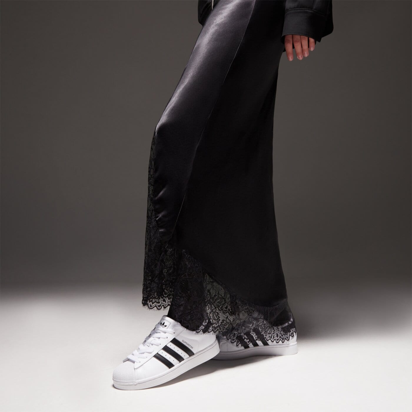 Детски маратонки ADIDAS SUPERSTAR II J jh9976 цвят бял