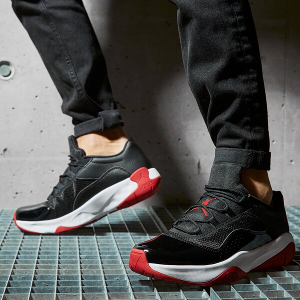 Мъжки маратонки AIR JORDAN 11 CMFT LOW dm0844-005 цвят черен