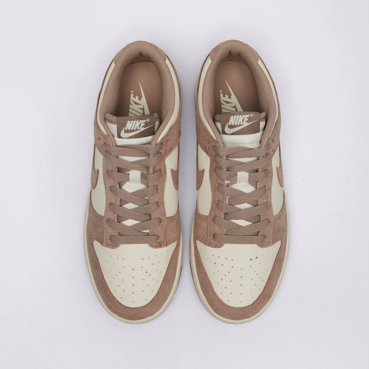 Дамски маратонки NIKE W DUNK LOW NC ib4417-105 цвят бежов