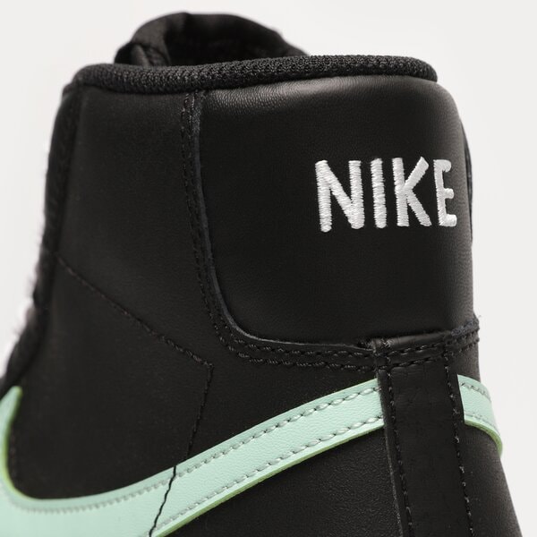 Детски маратонки NIKE BLAZER MID77 GS da4086-008 цвят черен