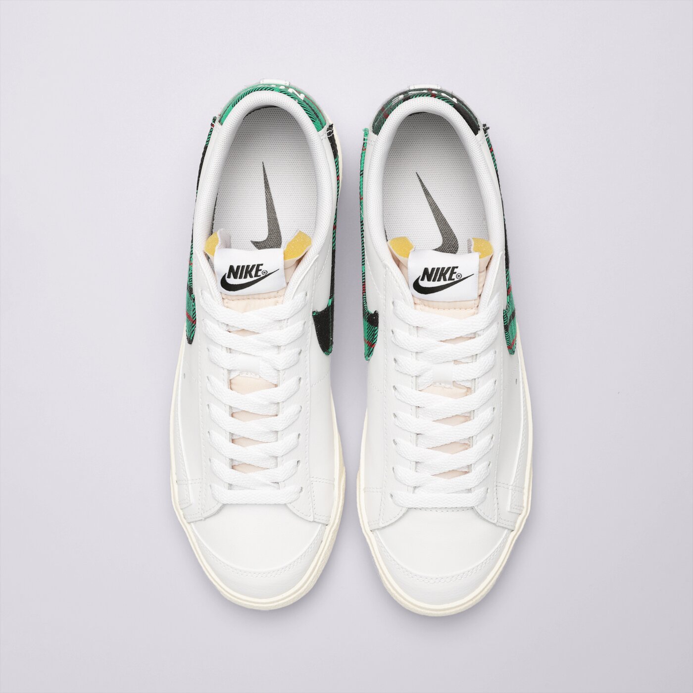 Мъжки маратонки NIKE BLAZER LOW '77 PREMIUM dv0801-100 цвят бял