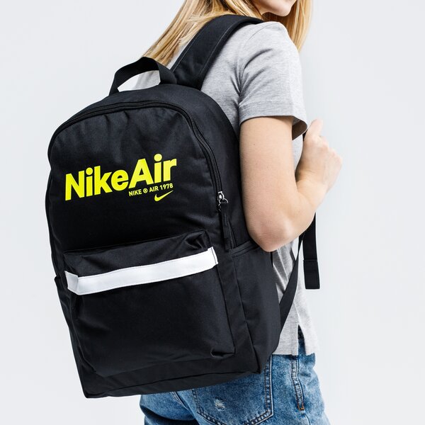 Детска раница NIKE РАНИЦА NK HERITAGE BKPK - 2.0 NKAIR ct5224-011 цвят черен