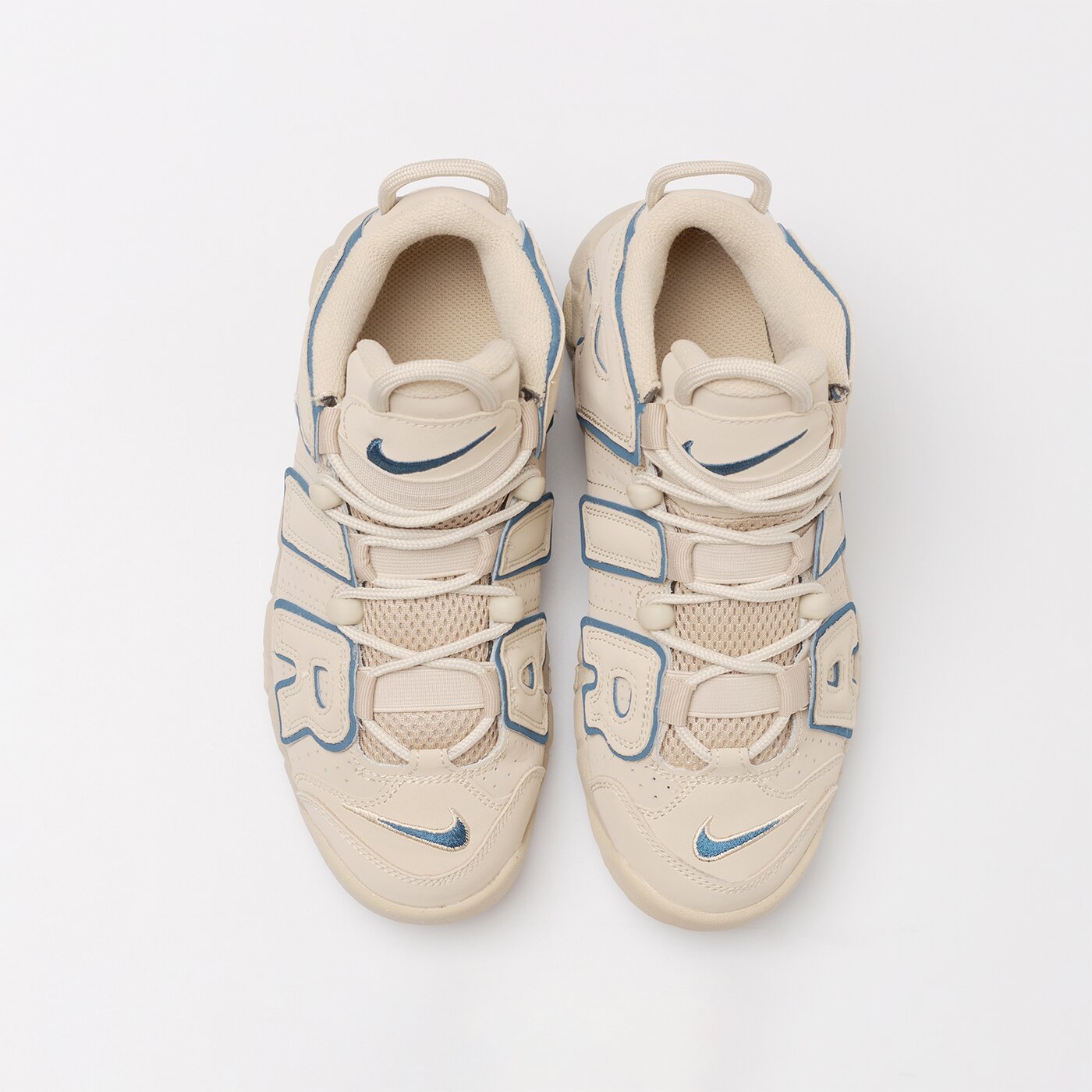 Детски маратонки NIKE AIR MORE UPTEMPO BG dq6200-200 цвят бежов