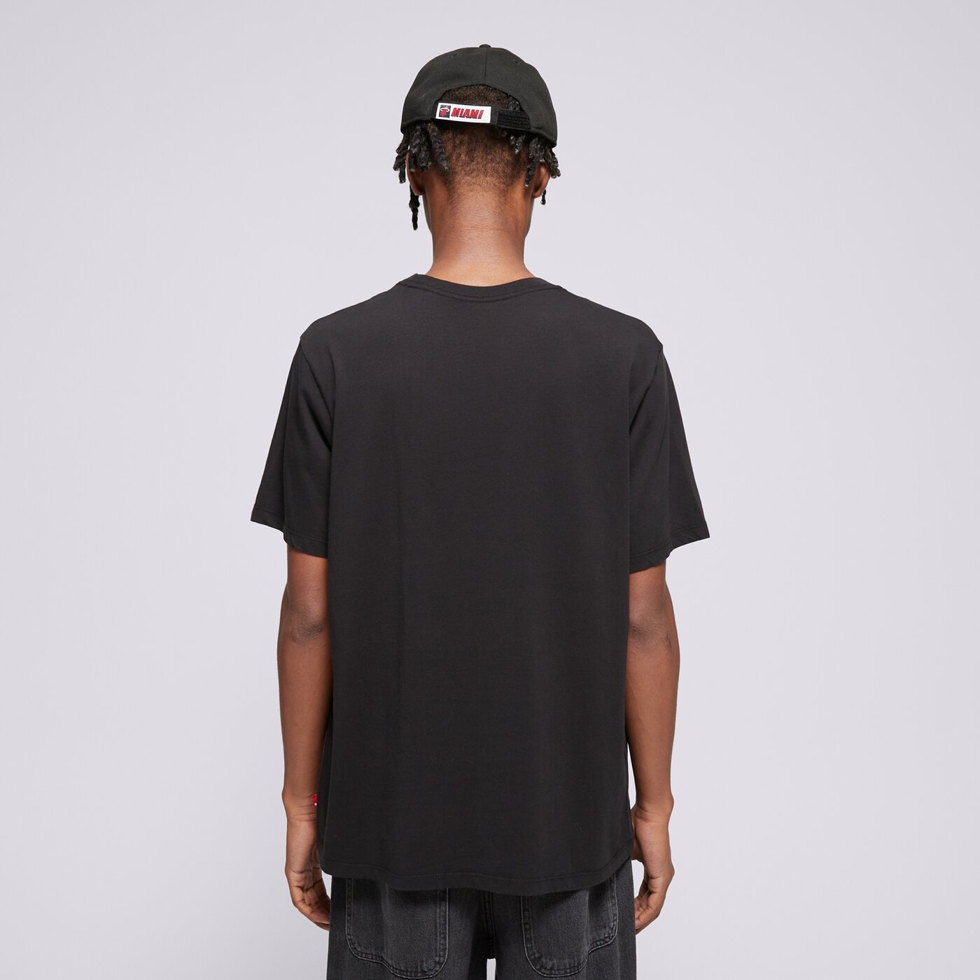 Мъжка тениска LEVI'S ТЕНИСКА GRAPHIC SET IN NECK 17783-0137 цвят черен