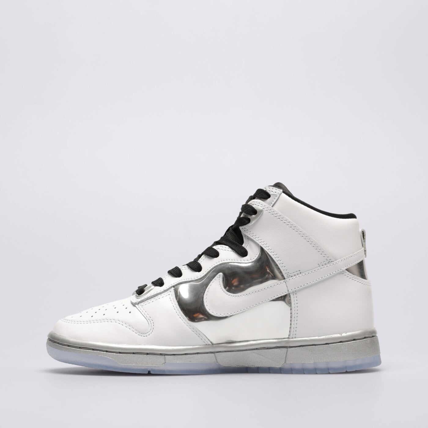 Дамски маратонки NIKE DUNK HIGH SE  dx5928-100 цвят бял