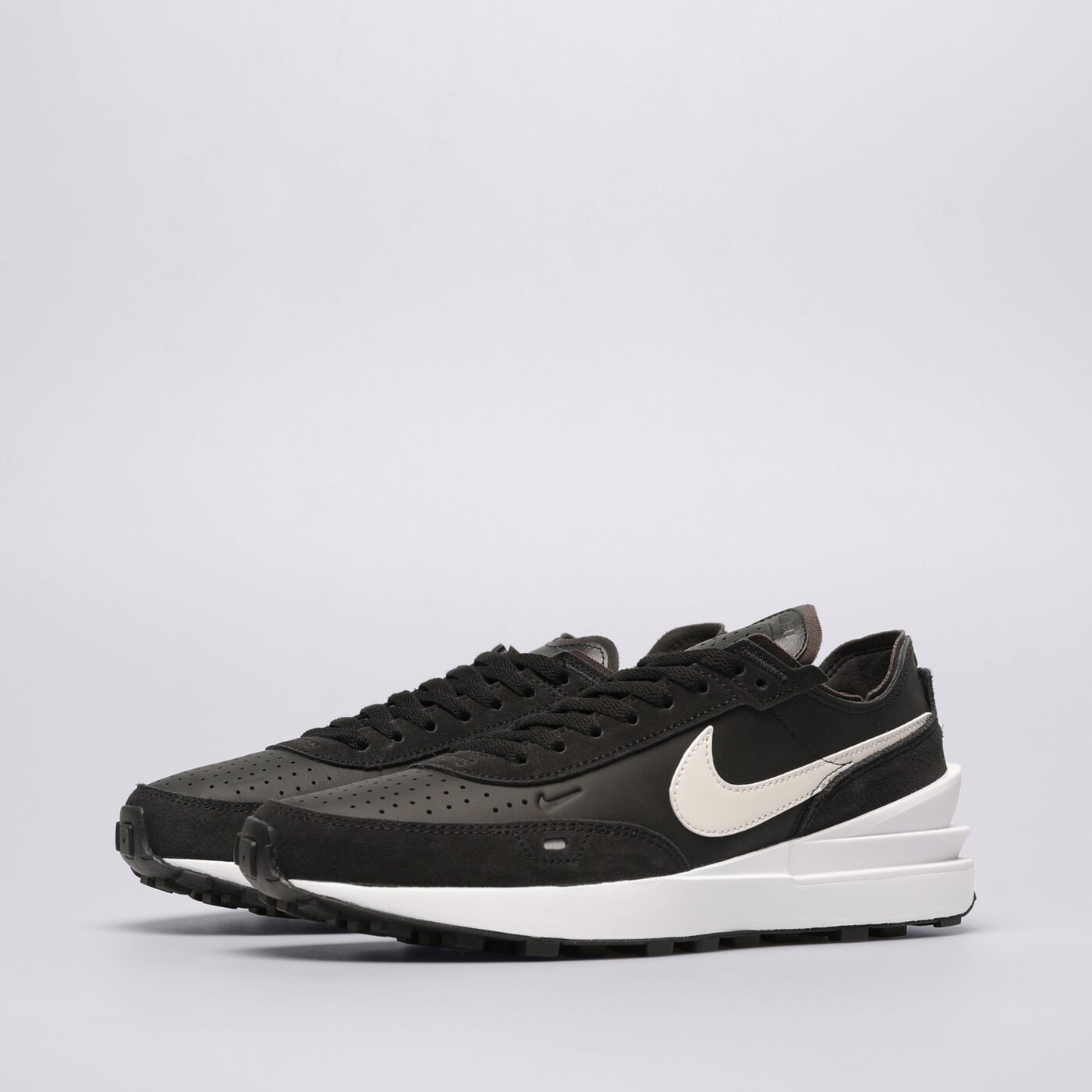 Мъжки маратонки NIKE WAFFLE ONE LEATHER dx9428-001 цвят черен