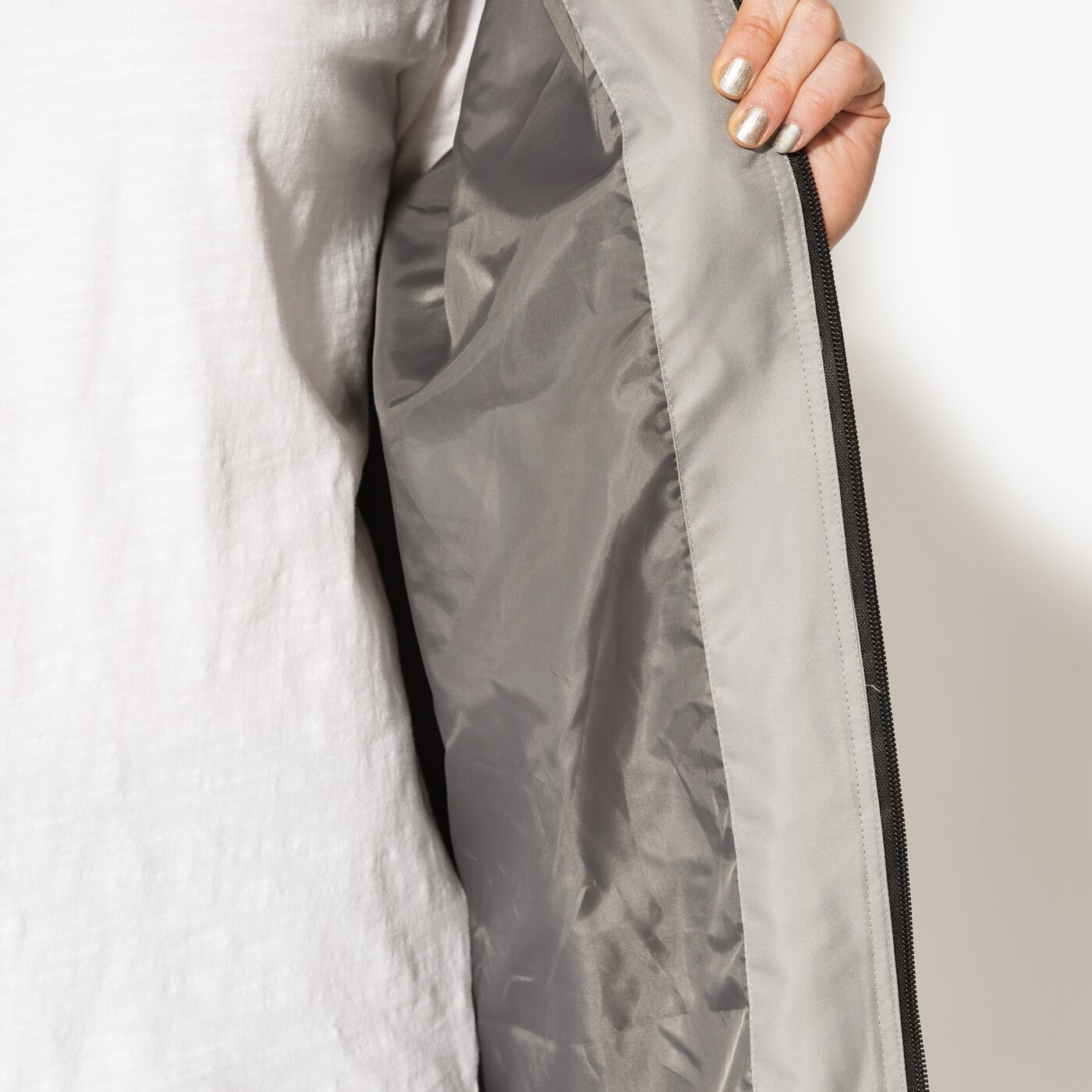 Дамско преходно яке CONFRONT ЯКЕ GOZO cf17kud15001 цвят сив