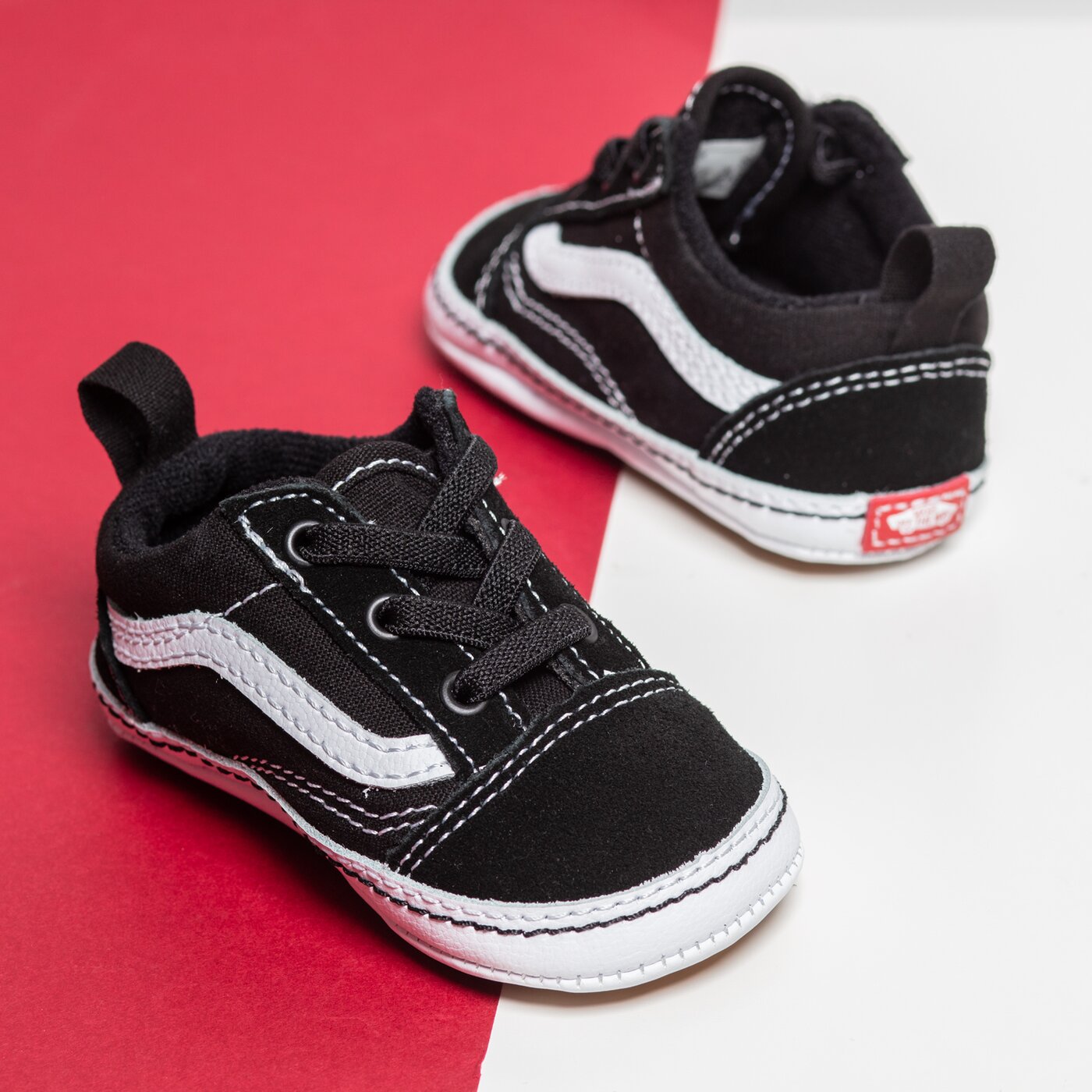 Детски маратонки VANS IN OLD SKOOL CRIB vn0a3u8k6bt1 цвят черен