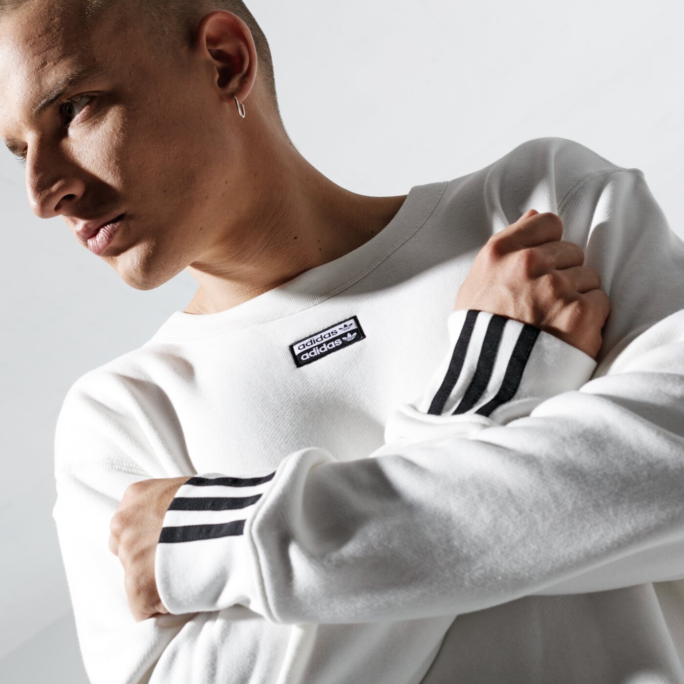 Мъжки суичър ADIDAS СУИТЧЪР VOCAL CREW ed7228 цвят бял