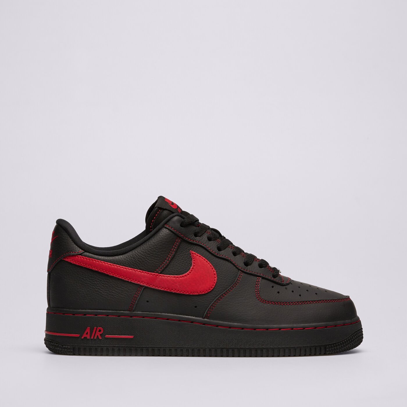 Мъжки маратонки NIKE AIR FORCE 1 '07 LV8 ESS+ hq2037-005 цвят черен