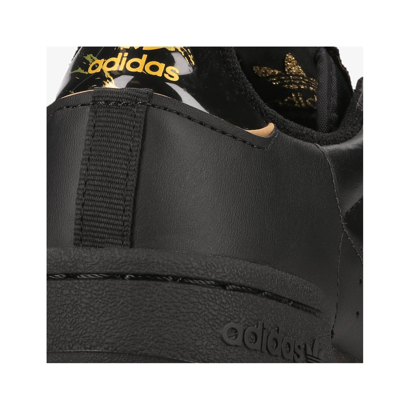 Детски маратонки ADIDAS CONTINENTAL 80 STRIPES J h03943 цвят черен