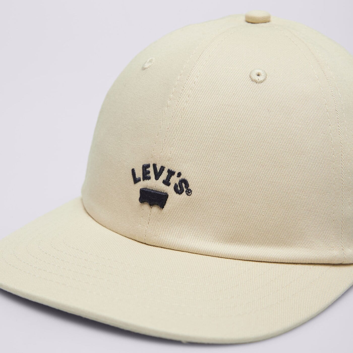 Дамска шапка с козирка LEVI'S ШАПКА LAZY GIRL LOGO CAP  000ag-0002 цвят бежов