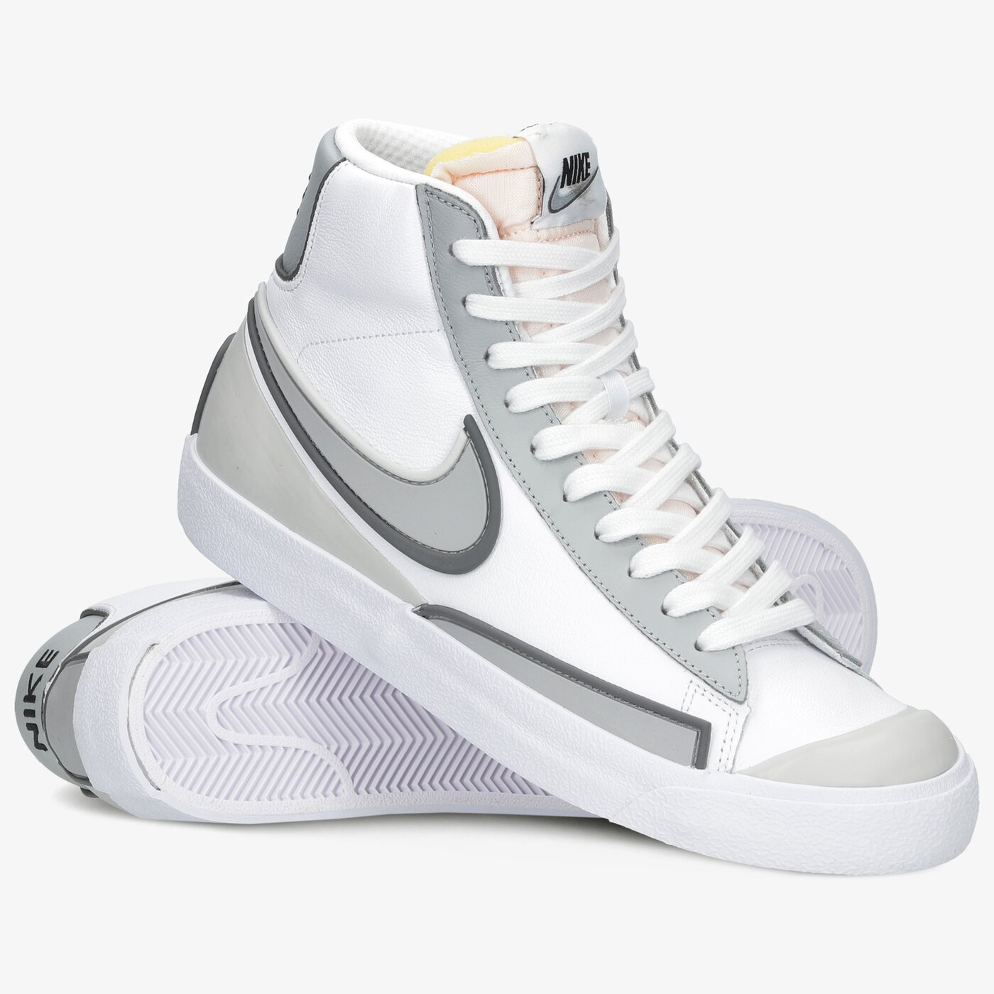 Мъжки маратонки NIKE BLAZER MID '77 INFINITE da7233-103 цвят бял