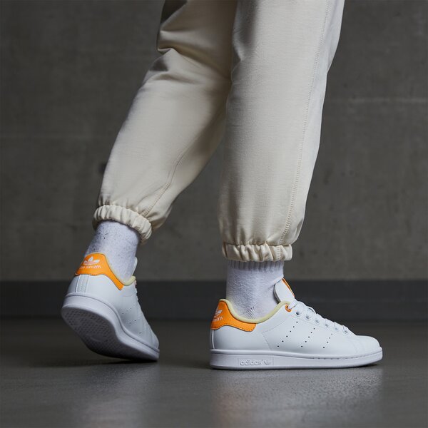 Дамски маратонки ADIDAS STAN SMITH HER VEGA gy1895 цвят бял