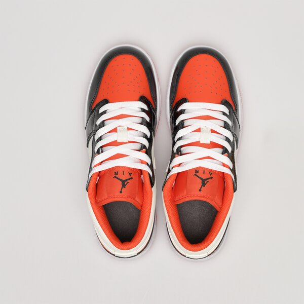 Детски маратонки AIR JORDAN 1 LOW SE dv1335-800 цвят бял