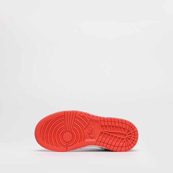 Детски маратонки NIKE DUNK LOW  dc9564-100 цвят бял