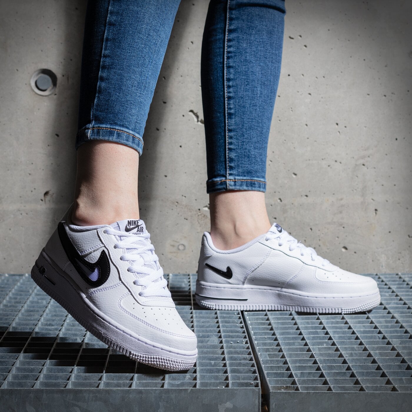 Детски маратонки NIKE AIR FORCE 1 LOW dr7889-100 цвят бял