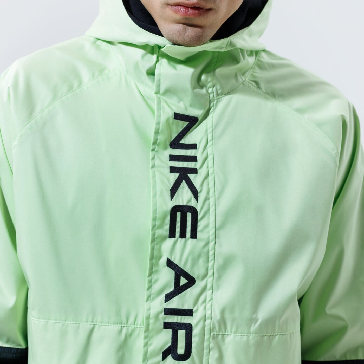 Мъжко преходно яке NIKE ЯКЕ AIR da0271-011 цвят зелен