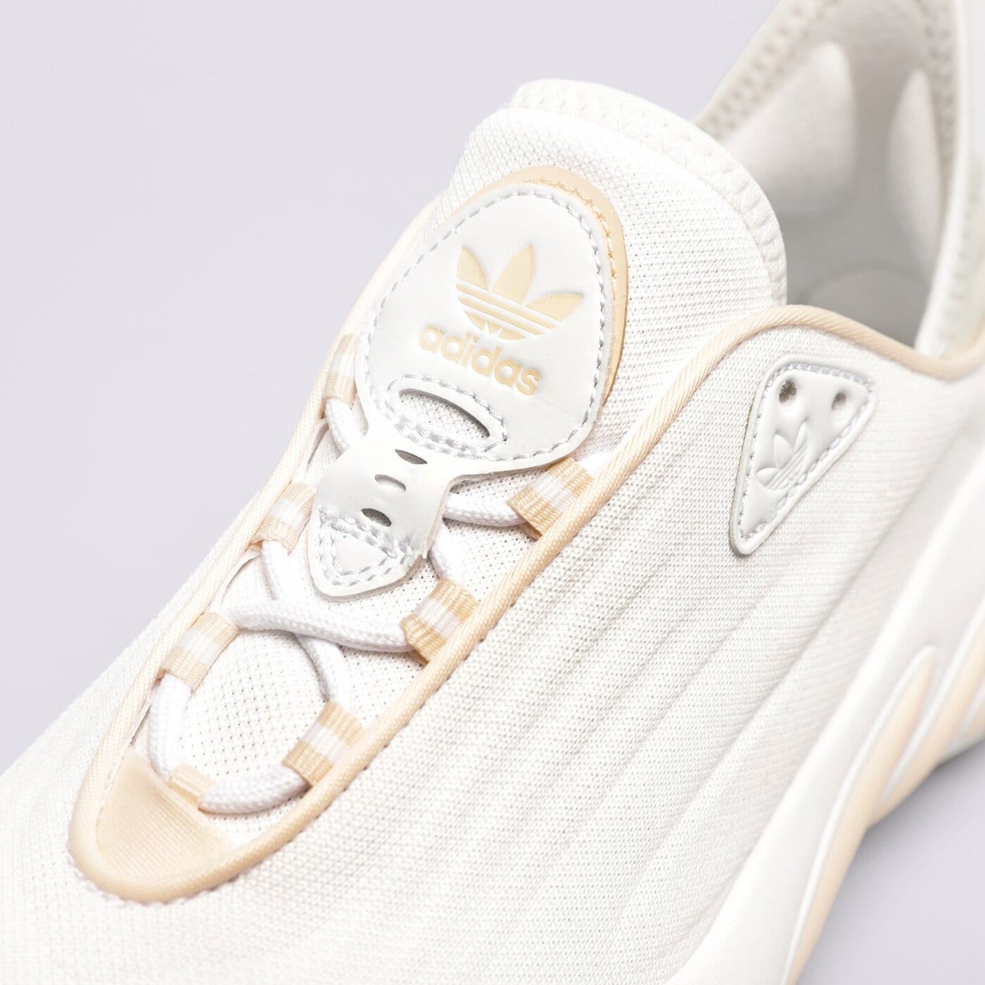 Дамски маратонки ADIDAS ADIFOM SLTN W gz9661 цвят бял