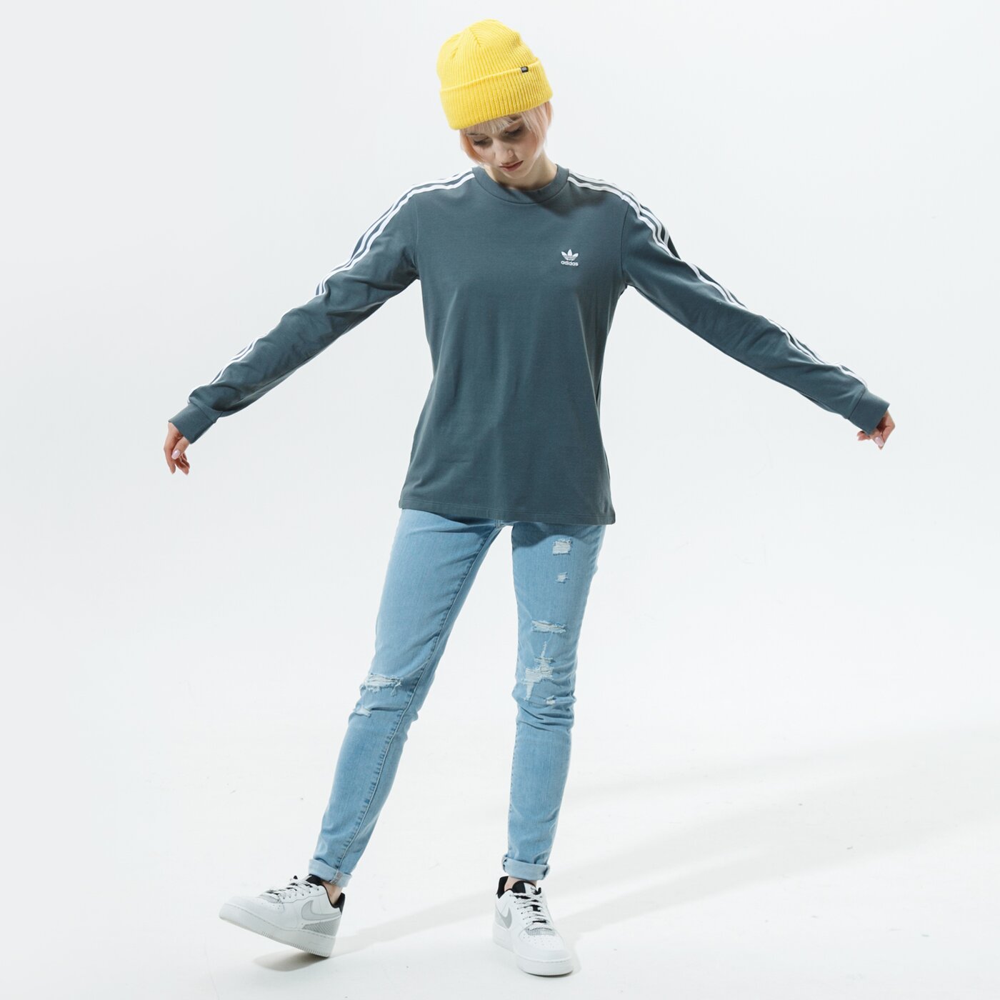 Дамска тениска ADIDAS ТЕНИСКА 3STR LONGSLEEVE gn2959 цвят зелен