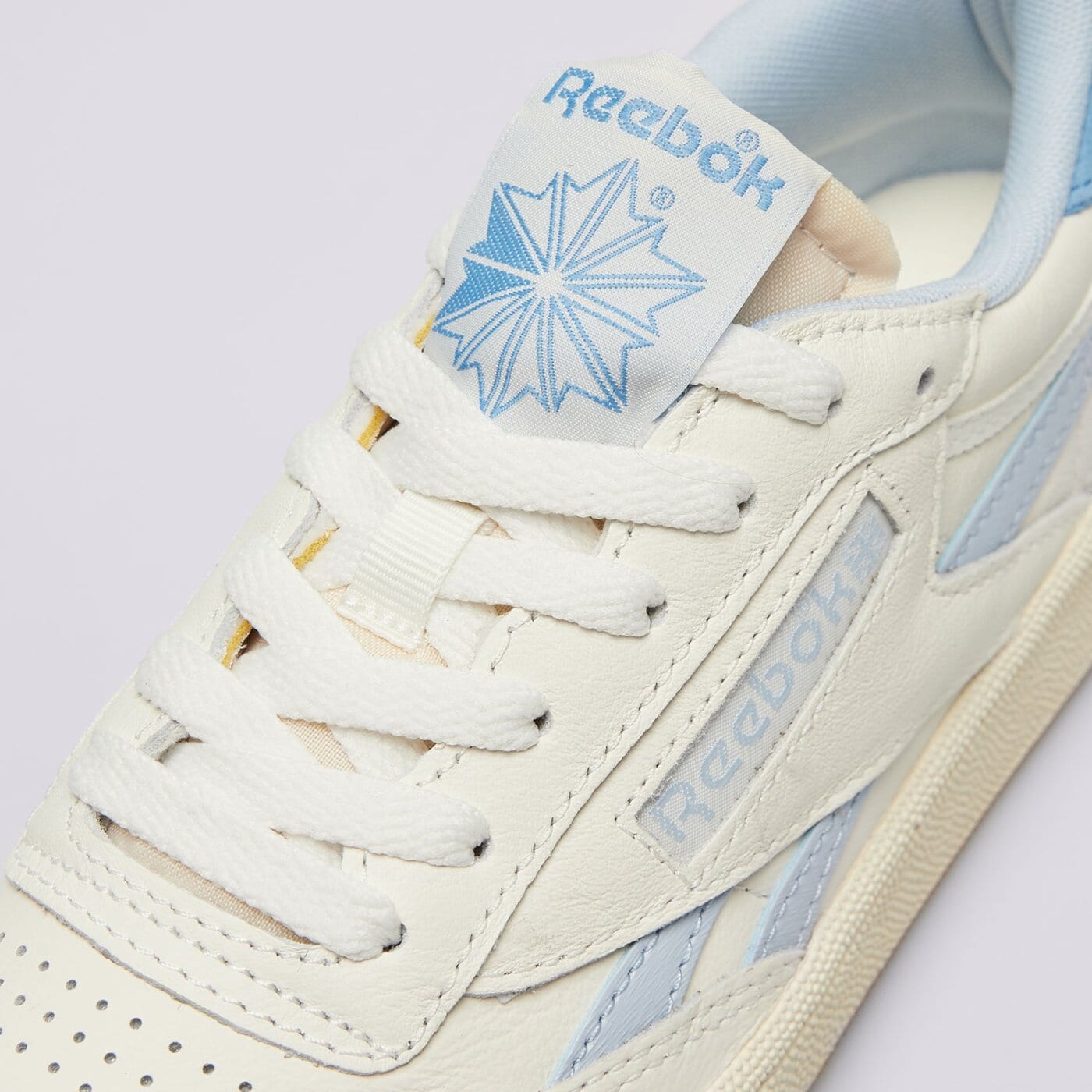 Дамски маратонки REEBOK CLUB C REVENGE VINTAGE 100209064 цвят бял